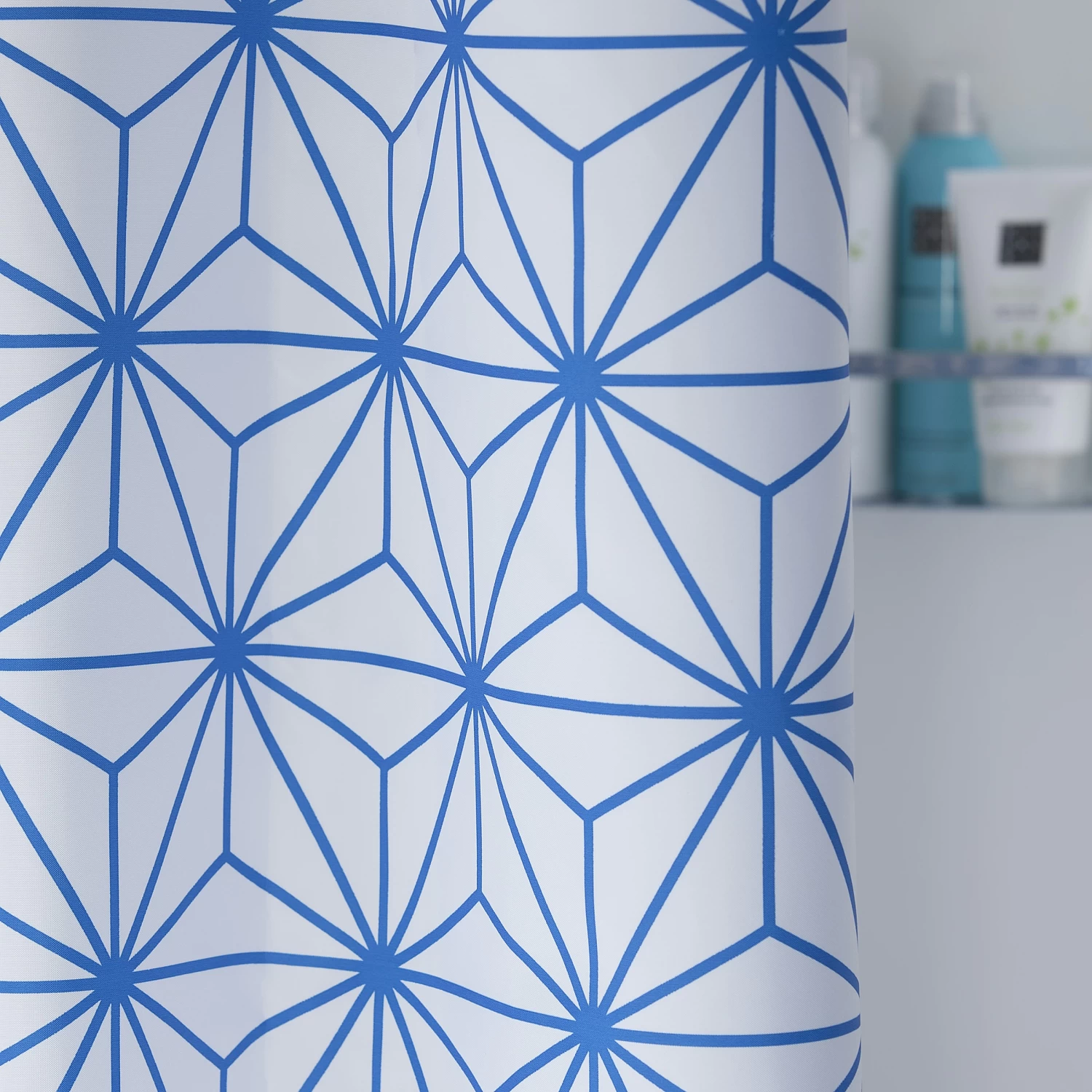 Sealskin Triangels Textiel Douchegordijn Blauw 180x200 Cm - Afbeelding 4